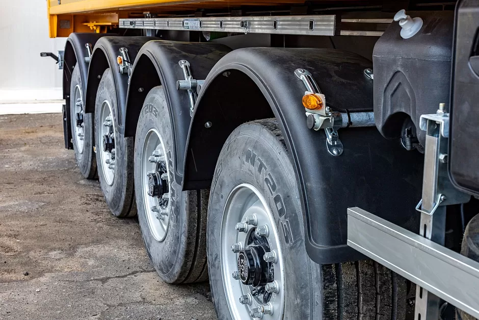 Полуприцеп самосвальный алюминиевый с боковой и задней разгрузкой  sat510