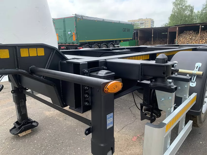 Полуприцеп контейнеровоз sat700