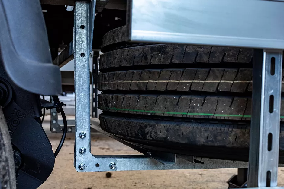 Полуприцеп самосвальный алюминиевый с боковой и задней разгрузкой  sat510