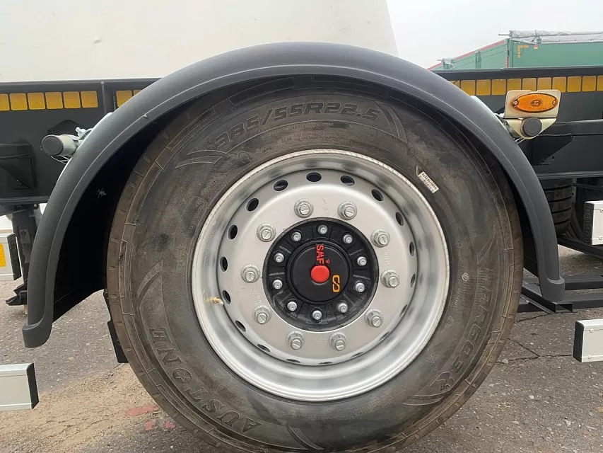 Полуприцеп контейнеровоз sat700