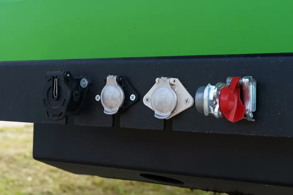 Полуприцеп алюминиевый бортовой  sat515