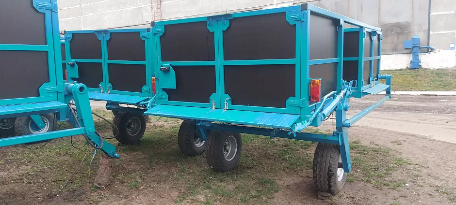 Полуприцеп-тележка для перевозки скота  тт-1с