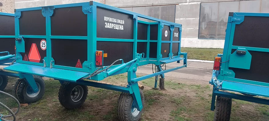 Полуприцеп-тележка для перевозки скота  тт-1с